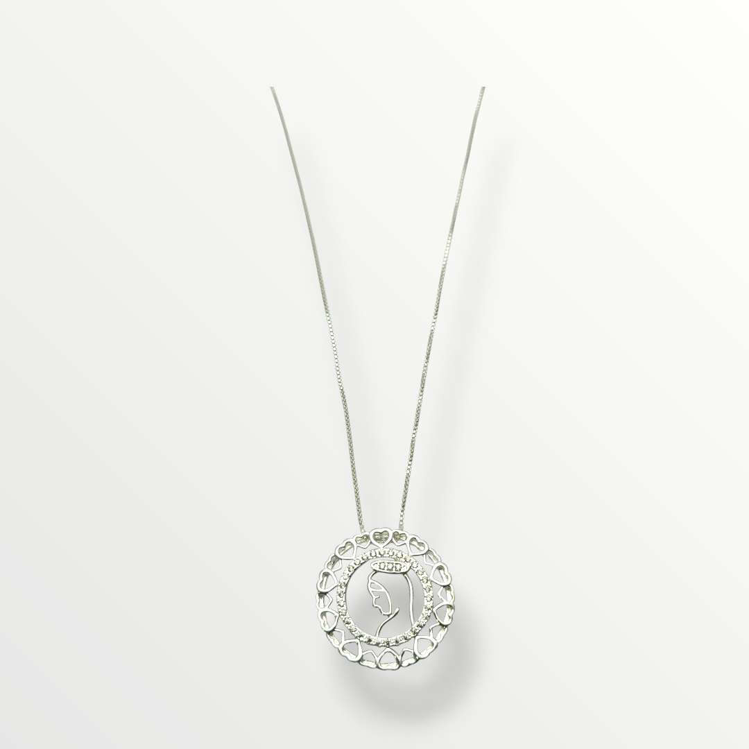 Collar Virgen calado en Plata 925 con marco de corazones