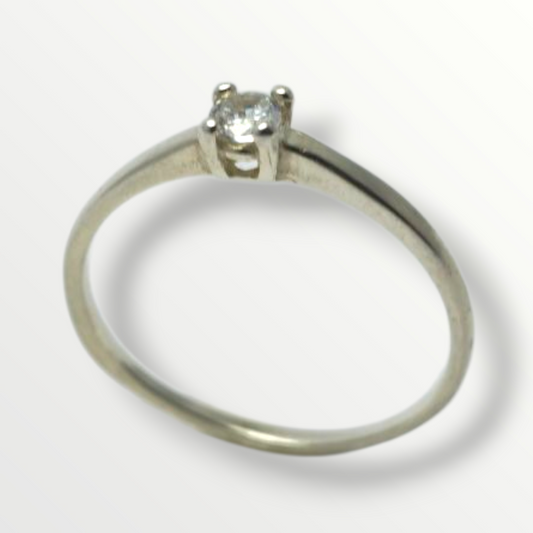 Anillo solitario en Plata 925 con circonia engastada