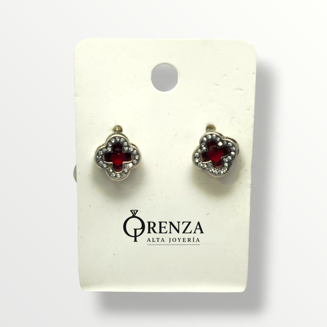 Aros trébol con detalle rojo - Plata 925
