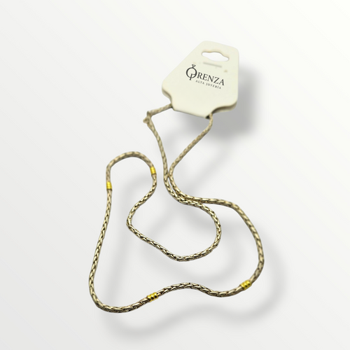 Cadena en Plata con Detalles en Oro